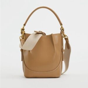Zara Bucketbag